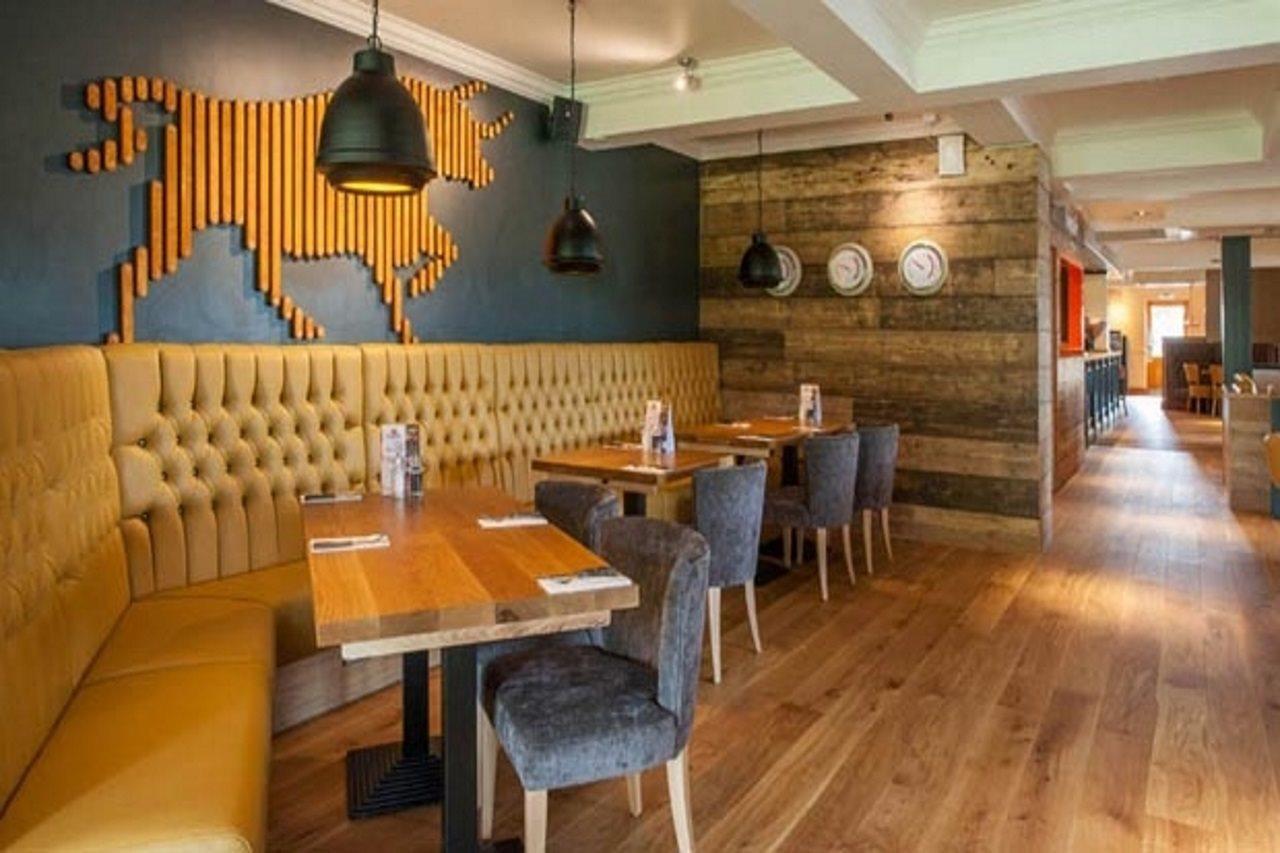 Premier Inn إيفيشام المظهر الخارجي الصورة