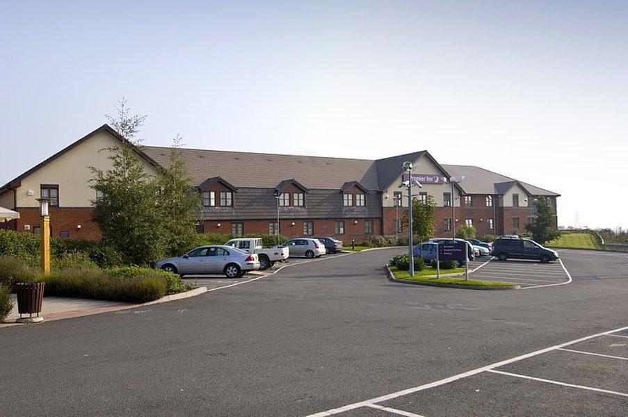 Premier Inn إيفيشام المظهر الخارجي الصورة
